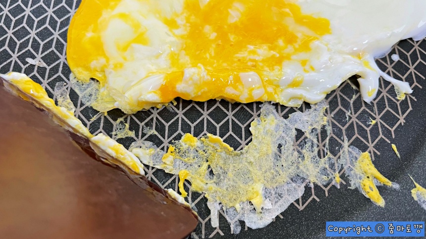 코팅력-떨어진-프라이팬