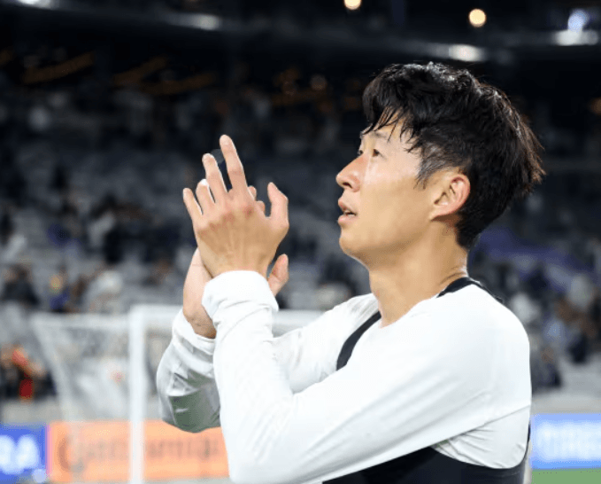축구를 빛낸 영웅,손흥민
