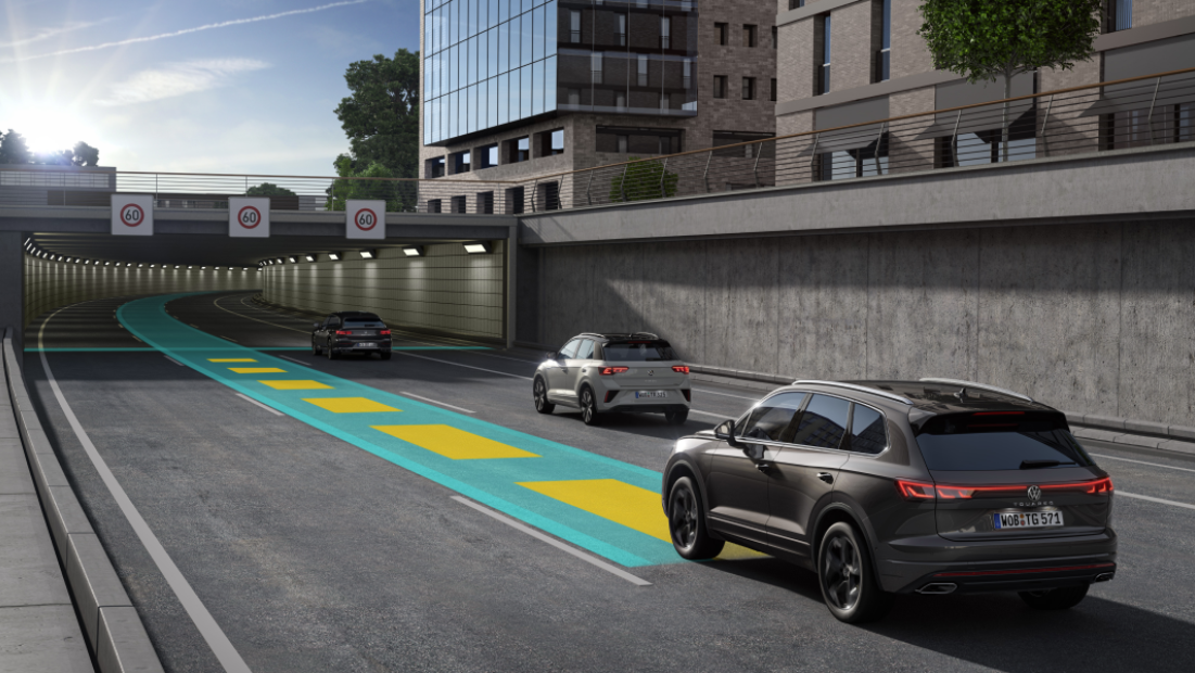 투아렉 트레블 어시스트