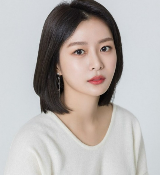 송다은