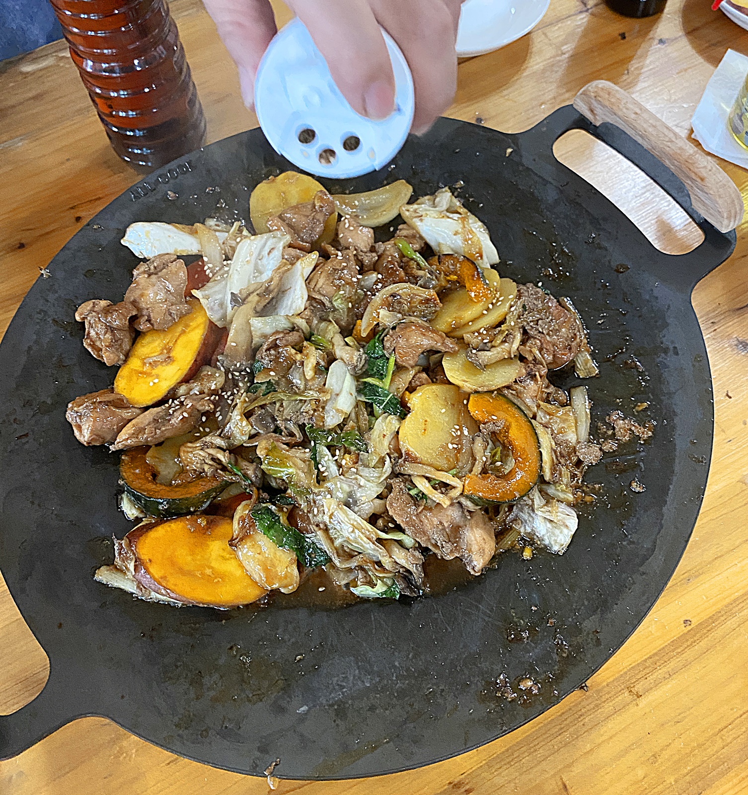 참기름 통깨 뿌리기 1