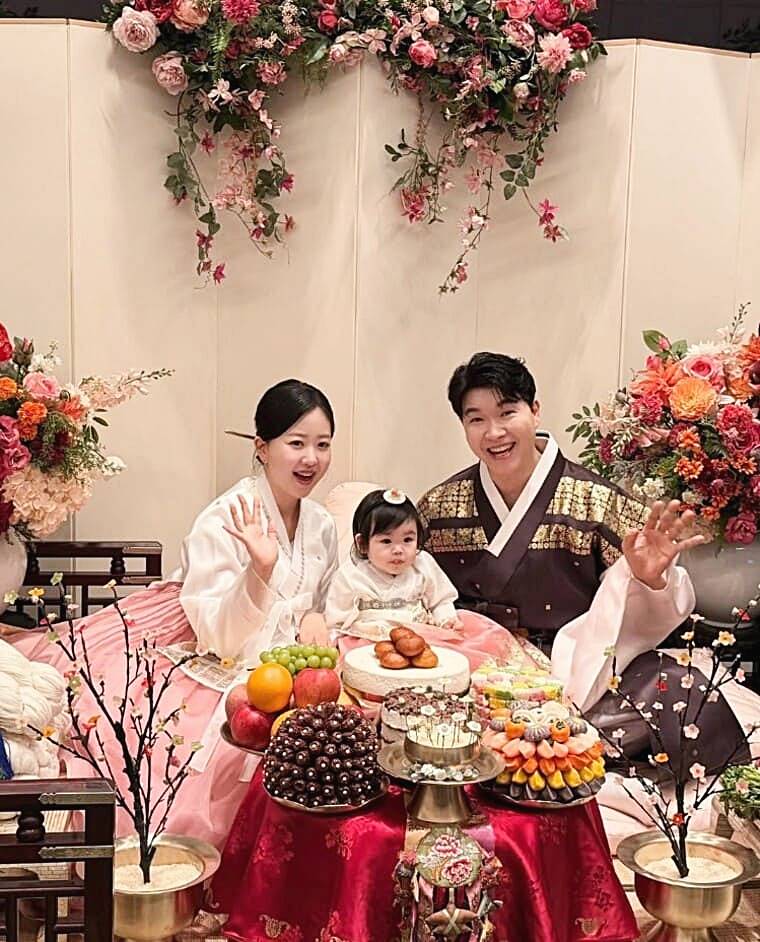 방송인-박수홍-아내-김다예-딸-재이