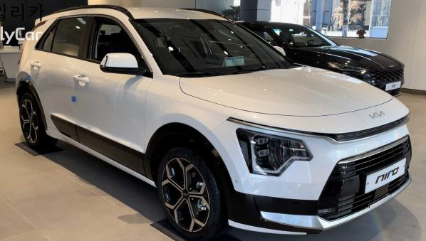 니로 하이브리드 가격