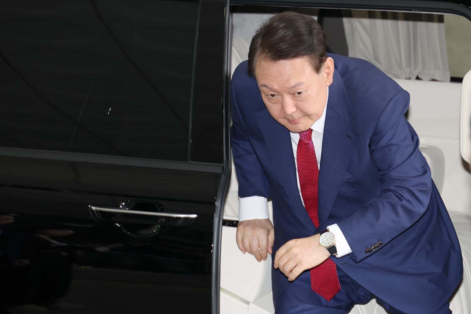 국회와 특검의 ‘힘겨루기’? 윤석열 체포영장 불발, 향후 정국은 어떻게 될까?