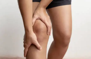 무릎관절염에 도움되는 콘드로이친 정보