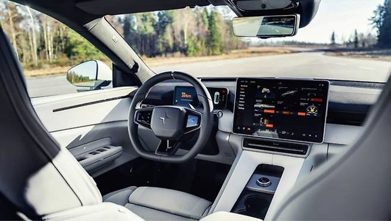 폴스타 퍼포먼스 전기차 폴스타 4