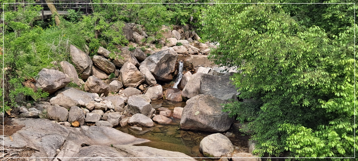 전망대-아래-계곡-모습