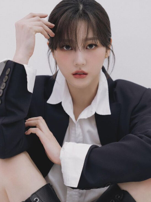 김새론