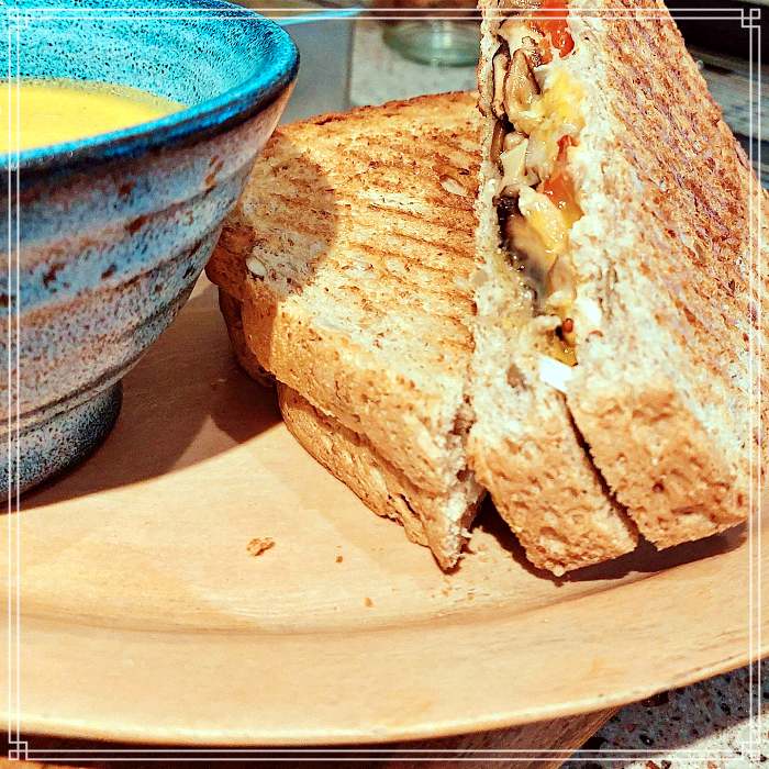 이만기 동네한바퀴 용산, 이촌 엔초비 파스타, 올리브 파니니 맛집