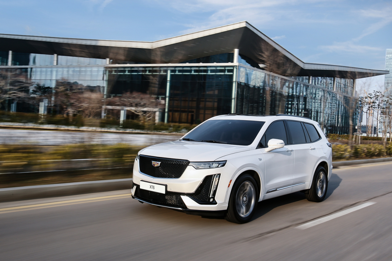 캐딜락 XT6