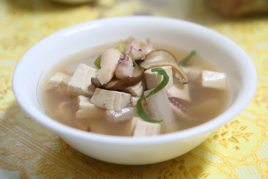 오징어국 완성 모습