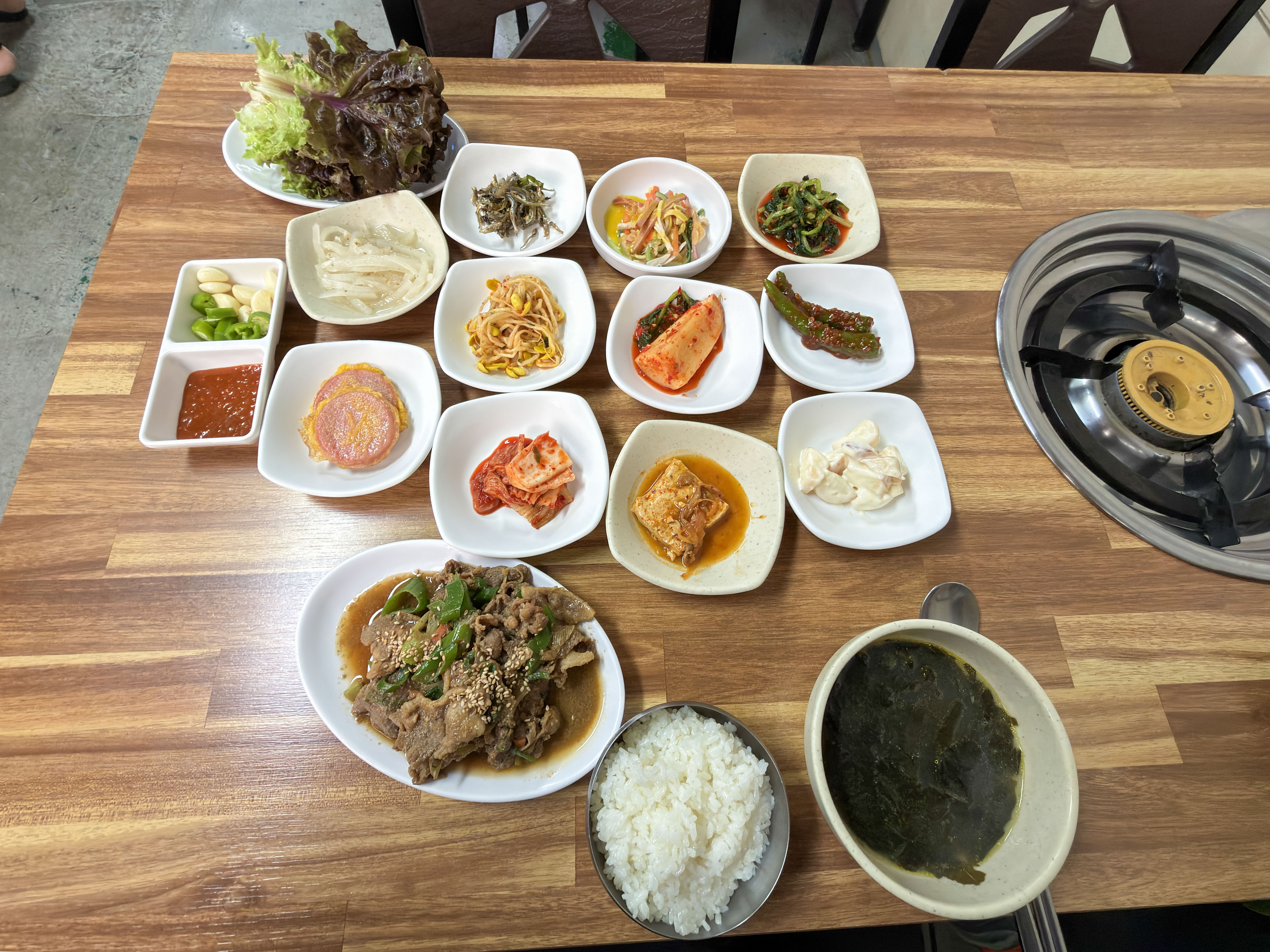 울산 학성새벽시장 ❘ 산해진식당 - 반찬 12가지 깔리는 만원 불백정식 6