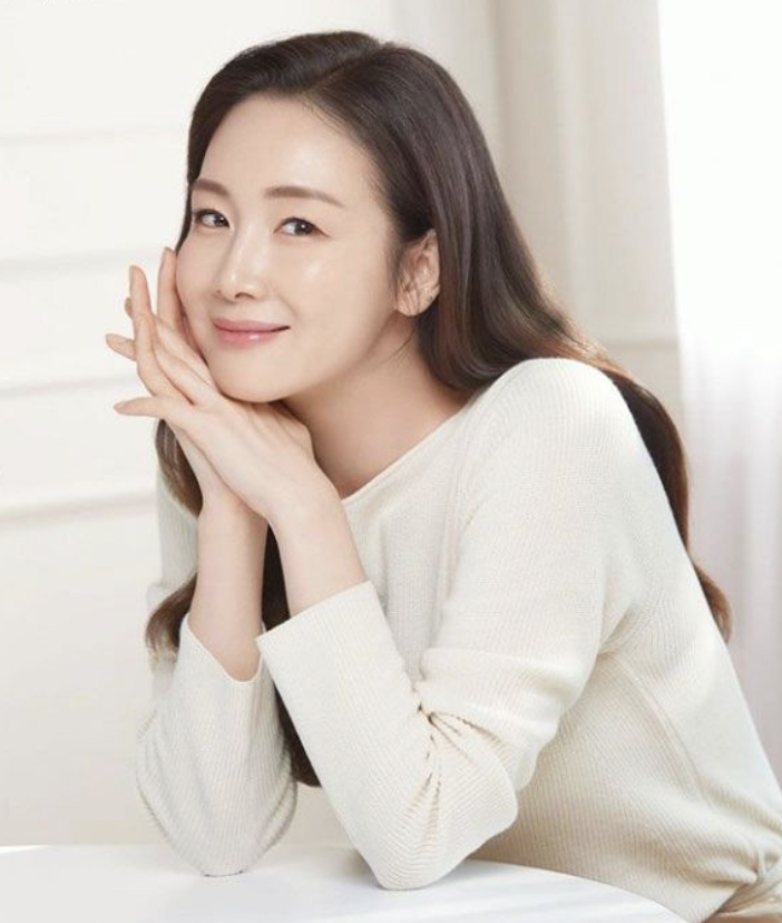 최지우 화보5