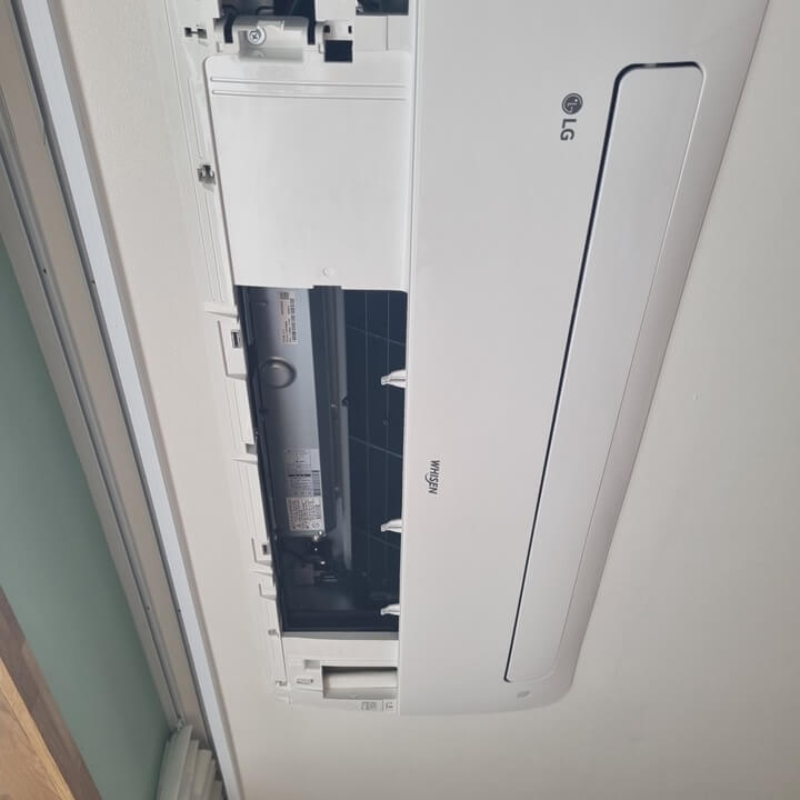 에어컨-필터-분리