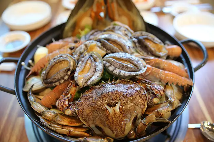 생생정보 문어 해물 감자탕 해물감자탕 맛집