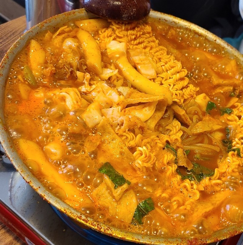 김사또상수본점 우삼겹즉석떡볶이+쫄면