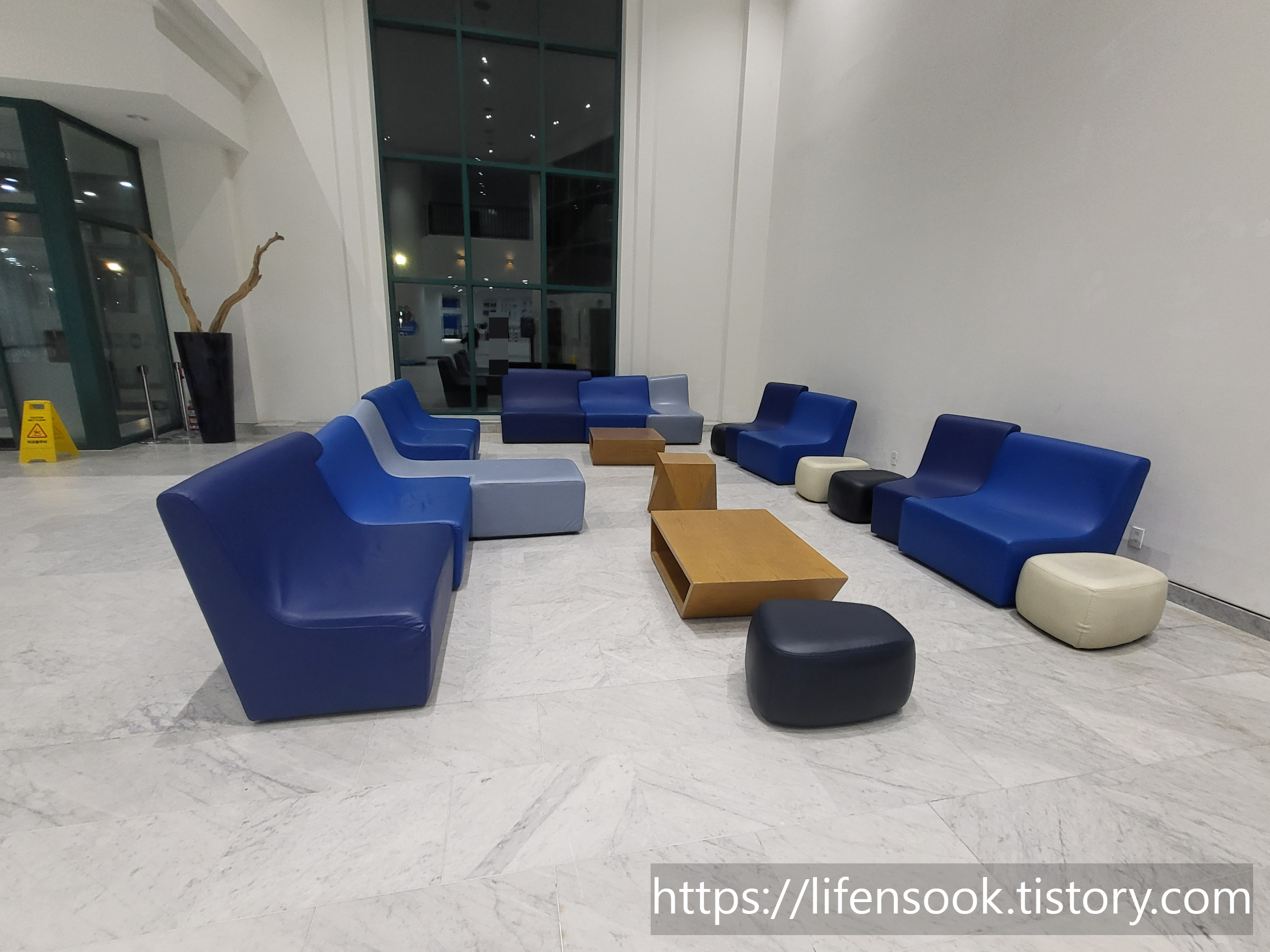 한화리조트 대천파로스 로비 3