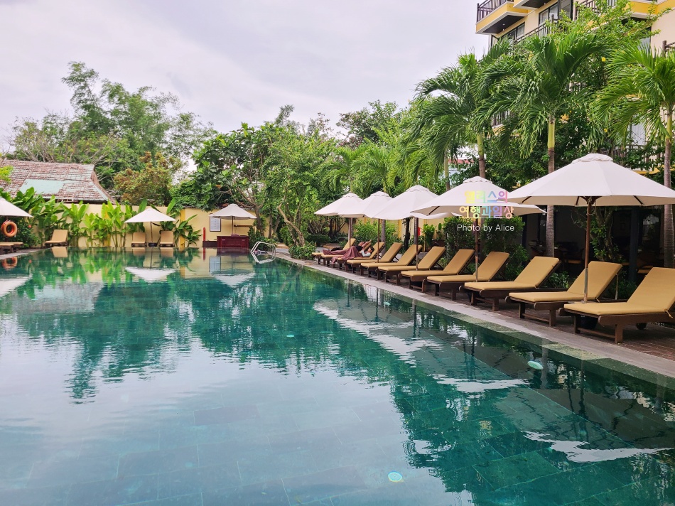 호이안 멀베리 컬렉션 실크빌리지 리조트 부대시설, 야외 수영장