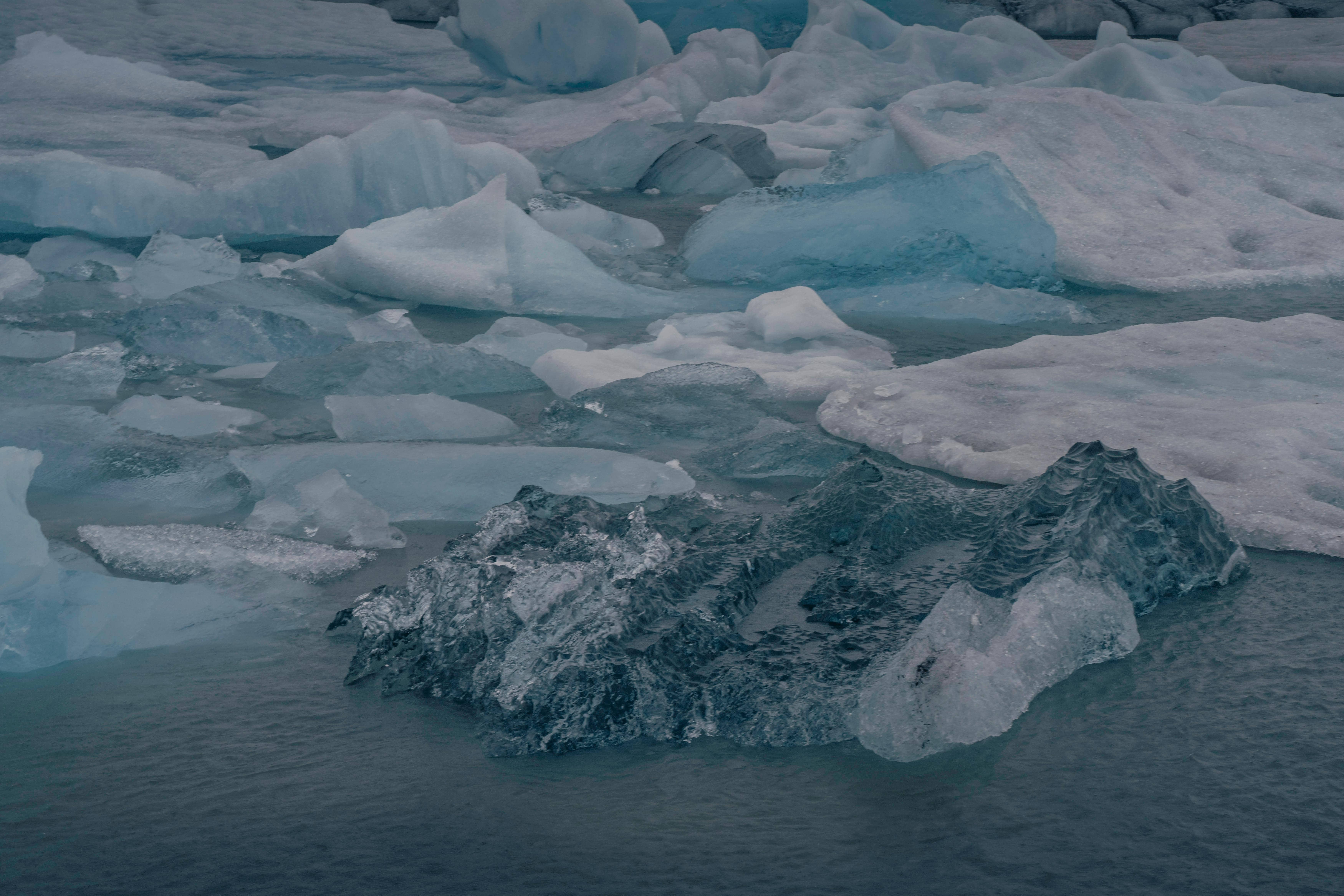 발각질과 기후 변화의 연관성: 지구 온난화가 피부 건강에 미치는 영향