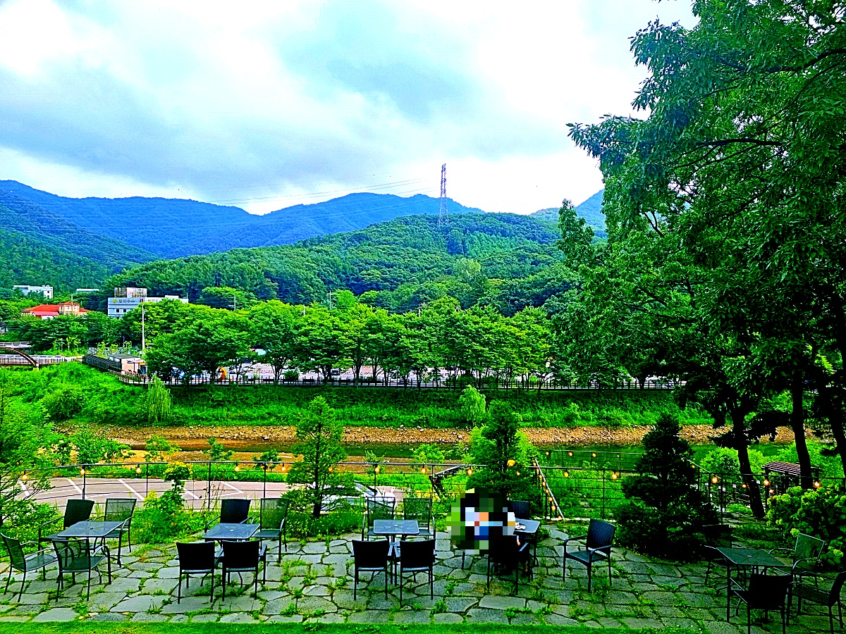 양주 오랑주리 카페: 자연 그대로 실내에 담은 대형 식물원 카페
