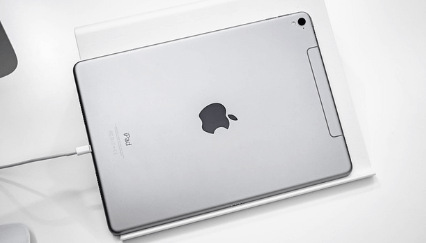 애플 노트북 이미지