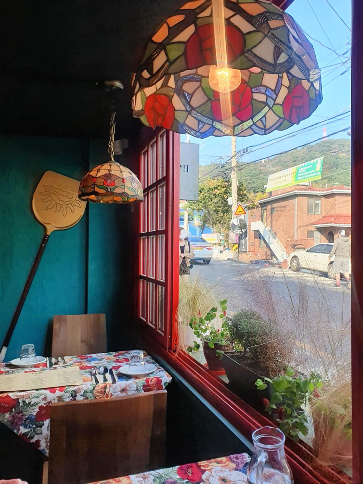 유럽감성-피자집-알마또-내부