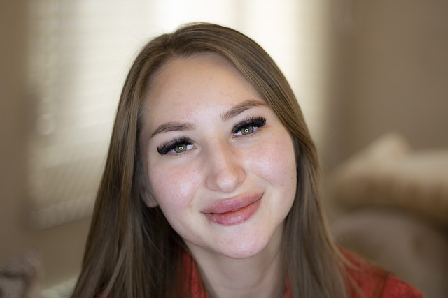 팔자주름 없애는 방법