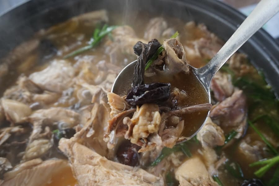픽업 트렌드스페셜 히트맨 맛VS멋 무주 가마솥 토종닭 능이백숙 맛집 추천