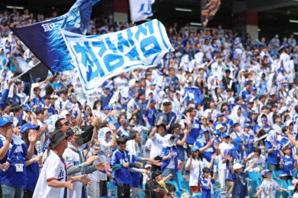 프로야구 200만 관중 돌파! LG&middot;한화가 주도하는 역대급 흥행 분석 및 구단별 지표 총정리 20226