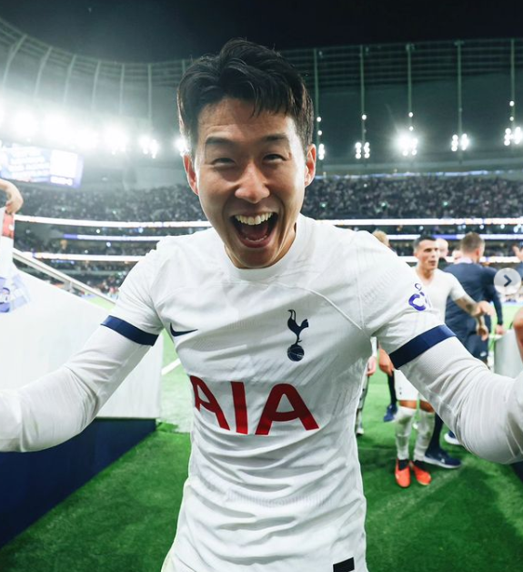 손흥민 카페 인필드