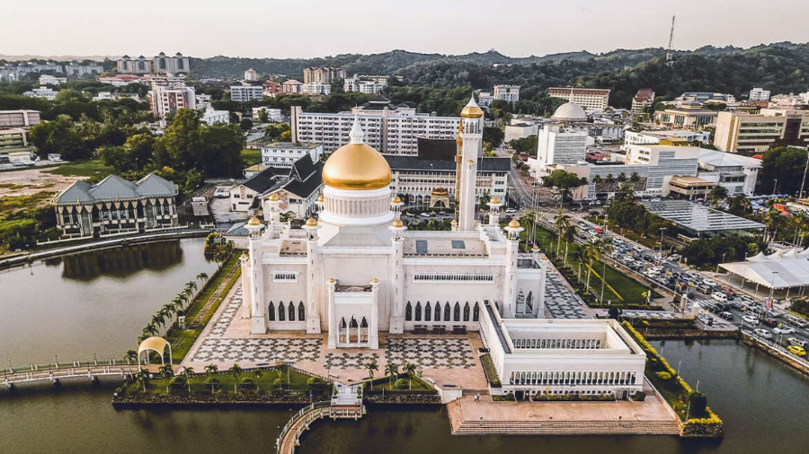 이스타나 누룰 이만 (Istana Nurul Iman)