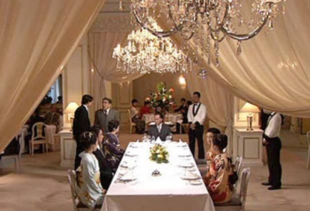 『화려한 일족』(華麗なる一族)