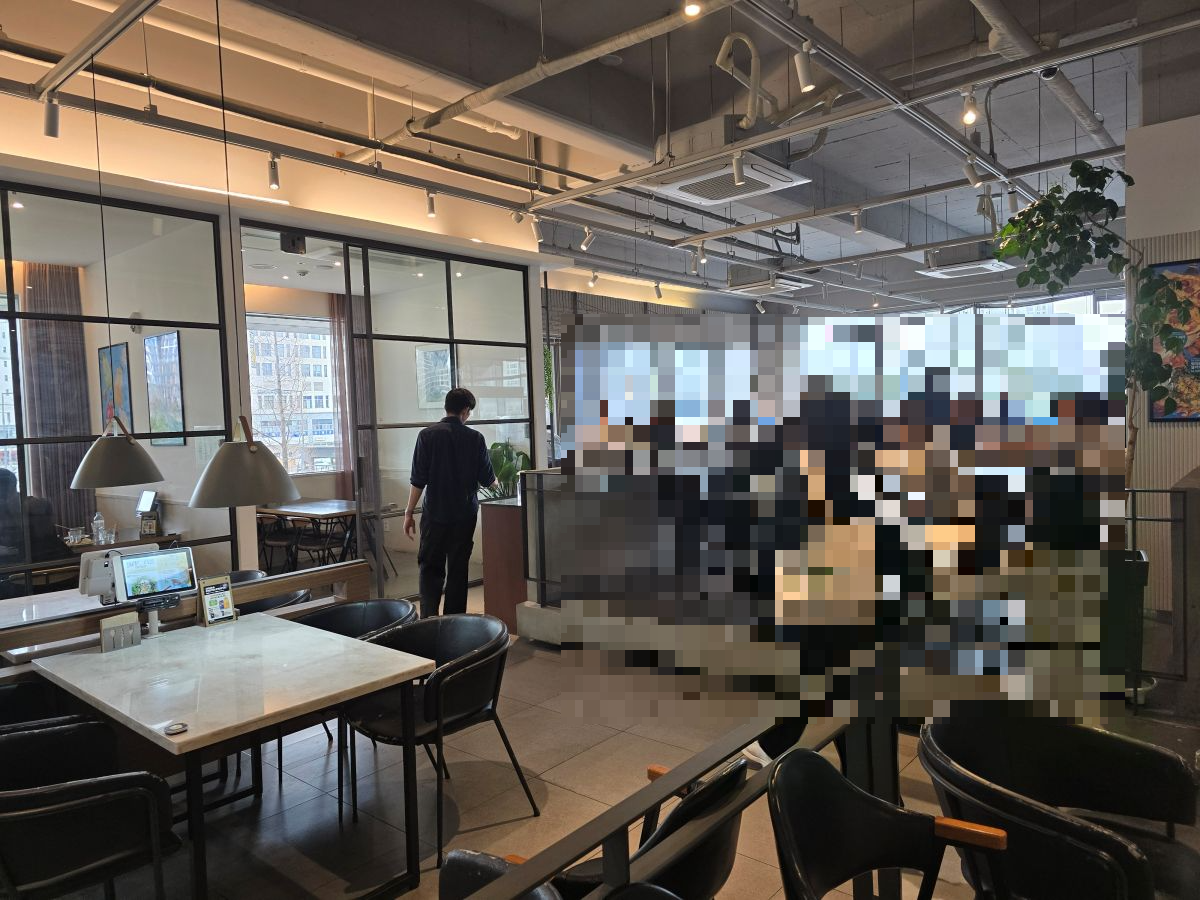 서가앤쿡-세종점-내부-사진