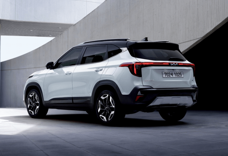 2025-셀토스-측후면