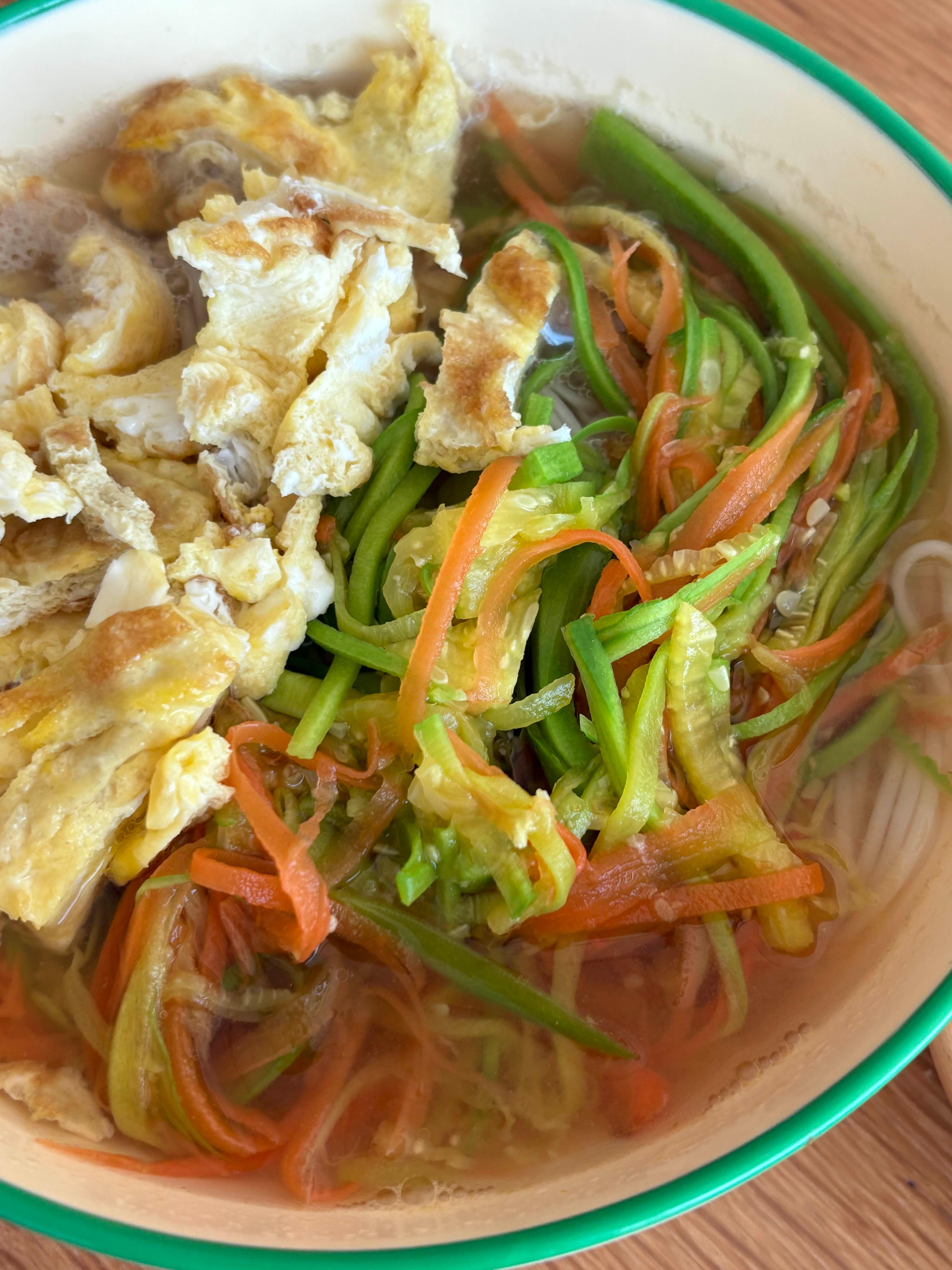 야채가득한국수