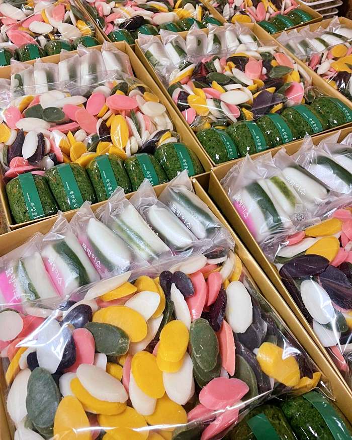 생방송 오늘저녁 이수 남성시장 딸기 단호박 자색고구마 쑥 앙버터 찰떡 맛집