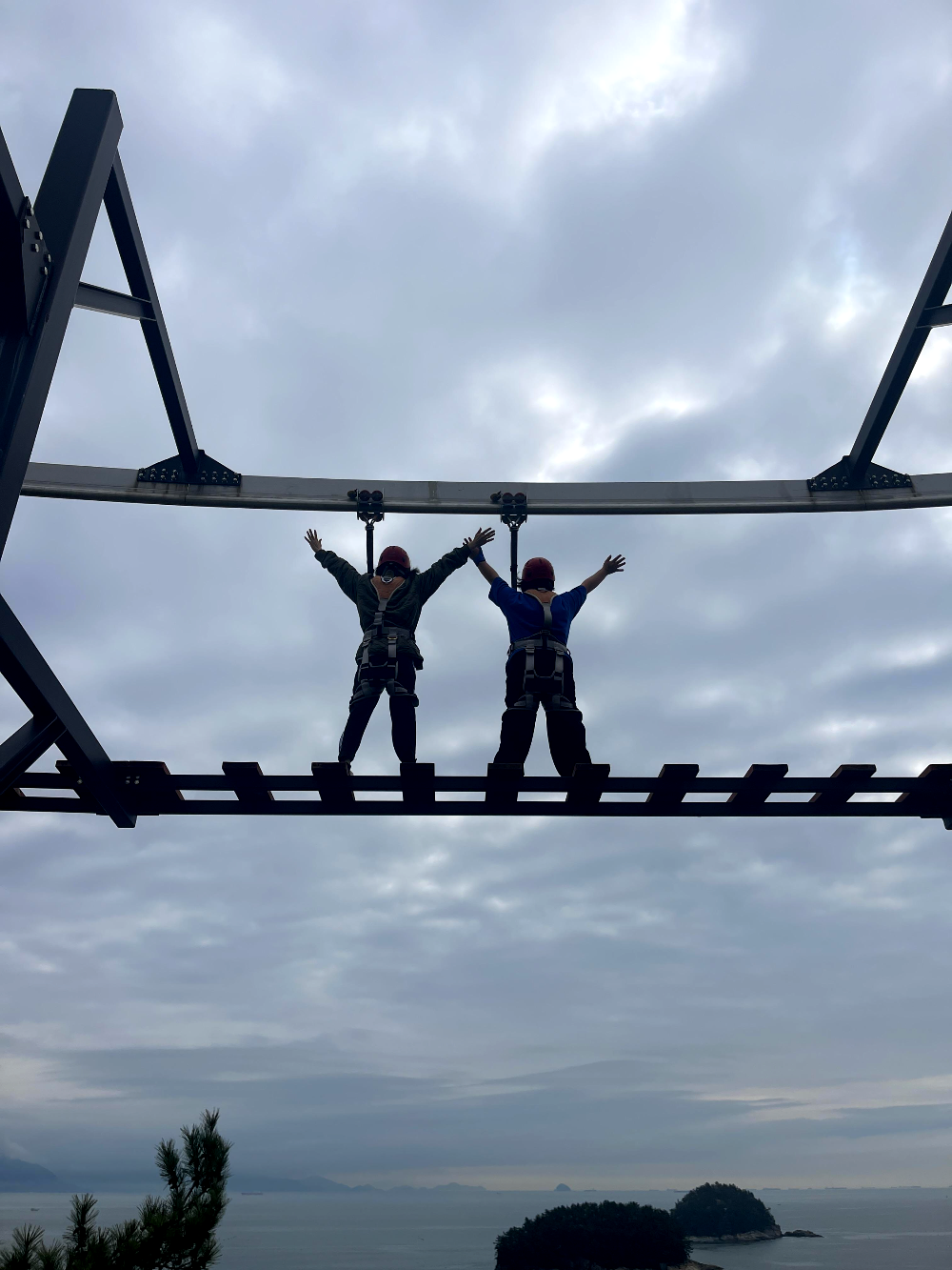 여수예술랜드 스카이워크를 체험하고 있는 KBS 개그콘서트 출연진들11