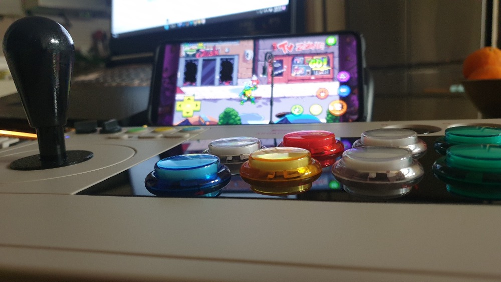 8BitDo 아케이드 스틱 + 닌자거북이 슈레더의 복수