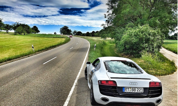 한국 교육이 자동차 산업에 미친 영향에 대한 이미지