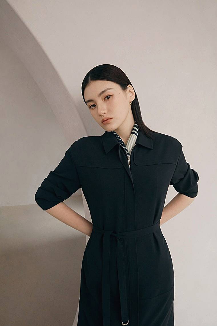 김용지
