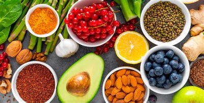 피부 나이 10년 젊게! 6가지 생활 습관으로 완성하는 동안 피부 비결