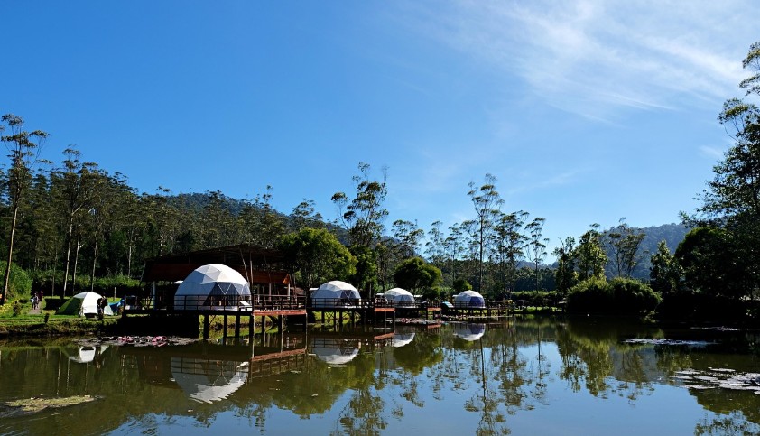 호수가 글램핑장 이미지