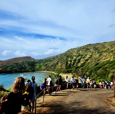 하나우마베이내려가는길