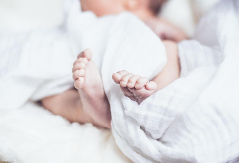 출산 직후 꼭 필요한 물품과 불필요한 물품 구분법 현실적인 육아 준비 가이드