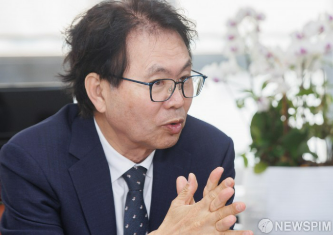 이한주프로필,이한주 나이,이한주 학력,국정기획위원장 이한주,이재명 정책 멘토,기본소득 정책