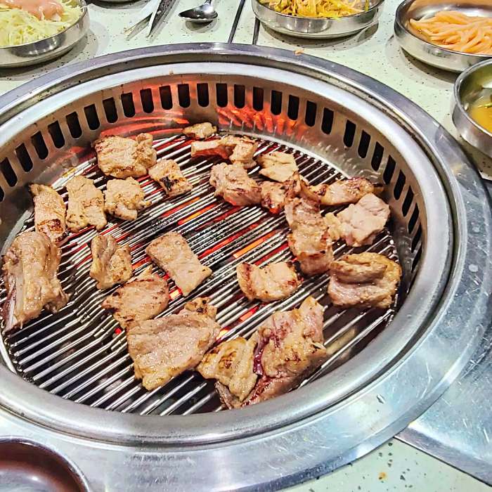 생방송 오늘저녁 대전 대흥동 중앙로역 46년 노포 돼지갈비 맛집