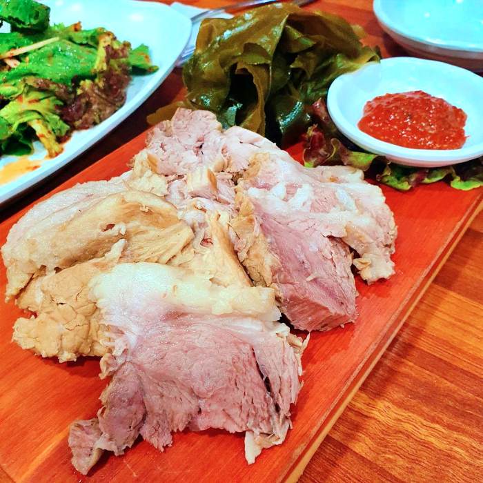 식객 허영만 백반기행 강남 가로수길 신사 제주식 수육 돔베고기 맛집
