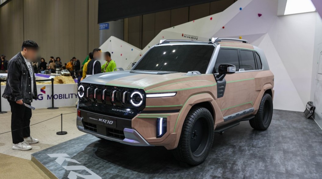 쌍용 코란도 KR10 출시일 가격 실물사진