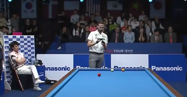 PBA투어 초대 챔피언 - 카시도코스타스 당구선수가 강민구 선수와 결승전 모습