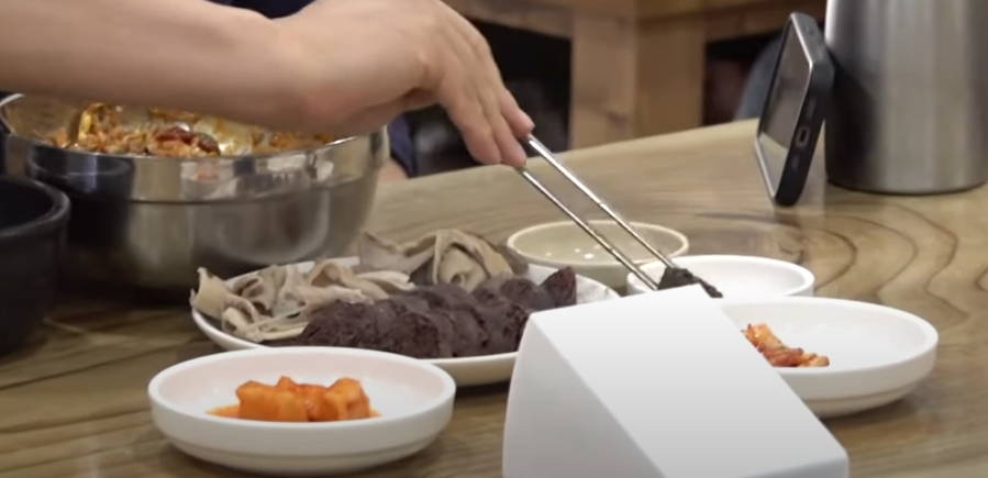 미우새 배성재 육회비빔밥 모둠순대 맛집 소개